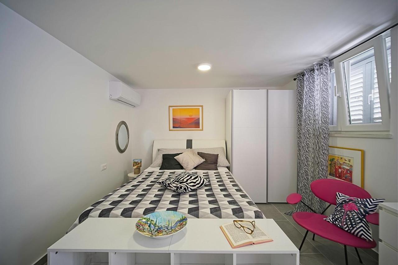 Apartments Lux Makarska Exterior photo