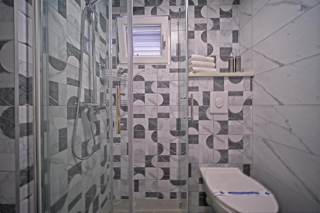 Apartments Lux Makarska Exterior photo