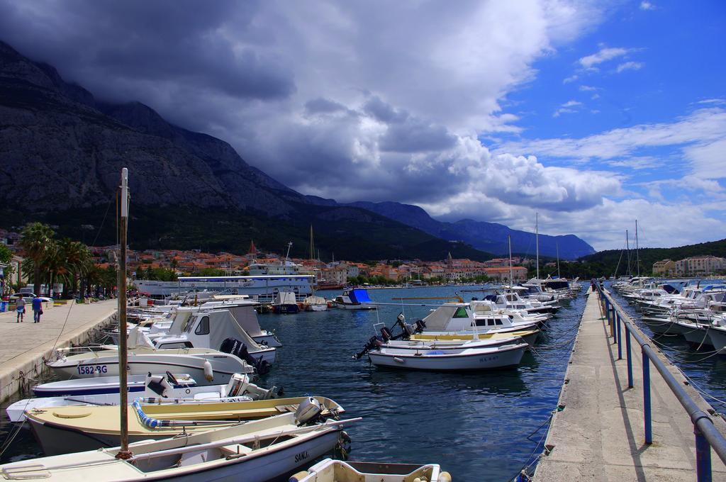 Apartments Lux Makarska Exterior photo