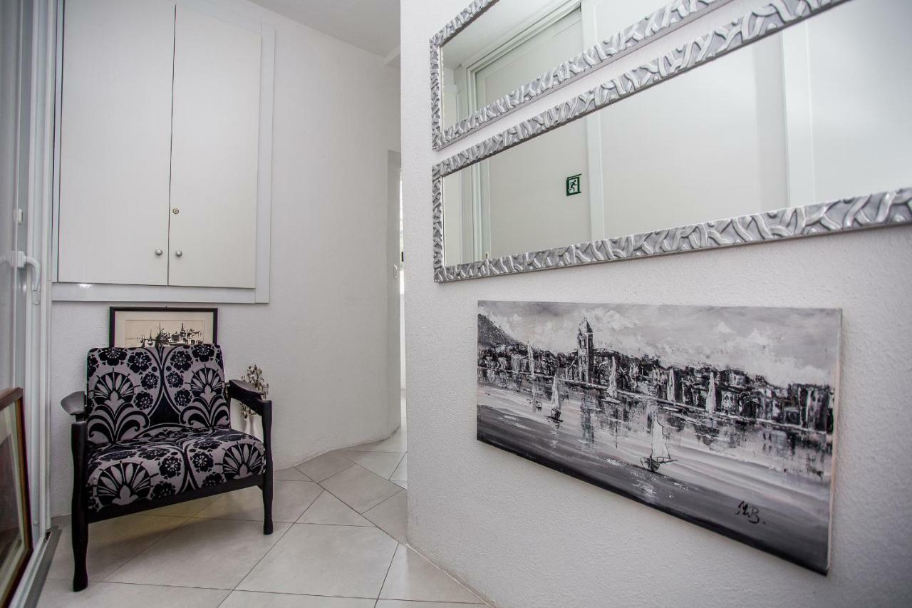 Apartments Lux Makarska Exterior photo